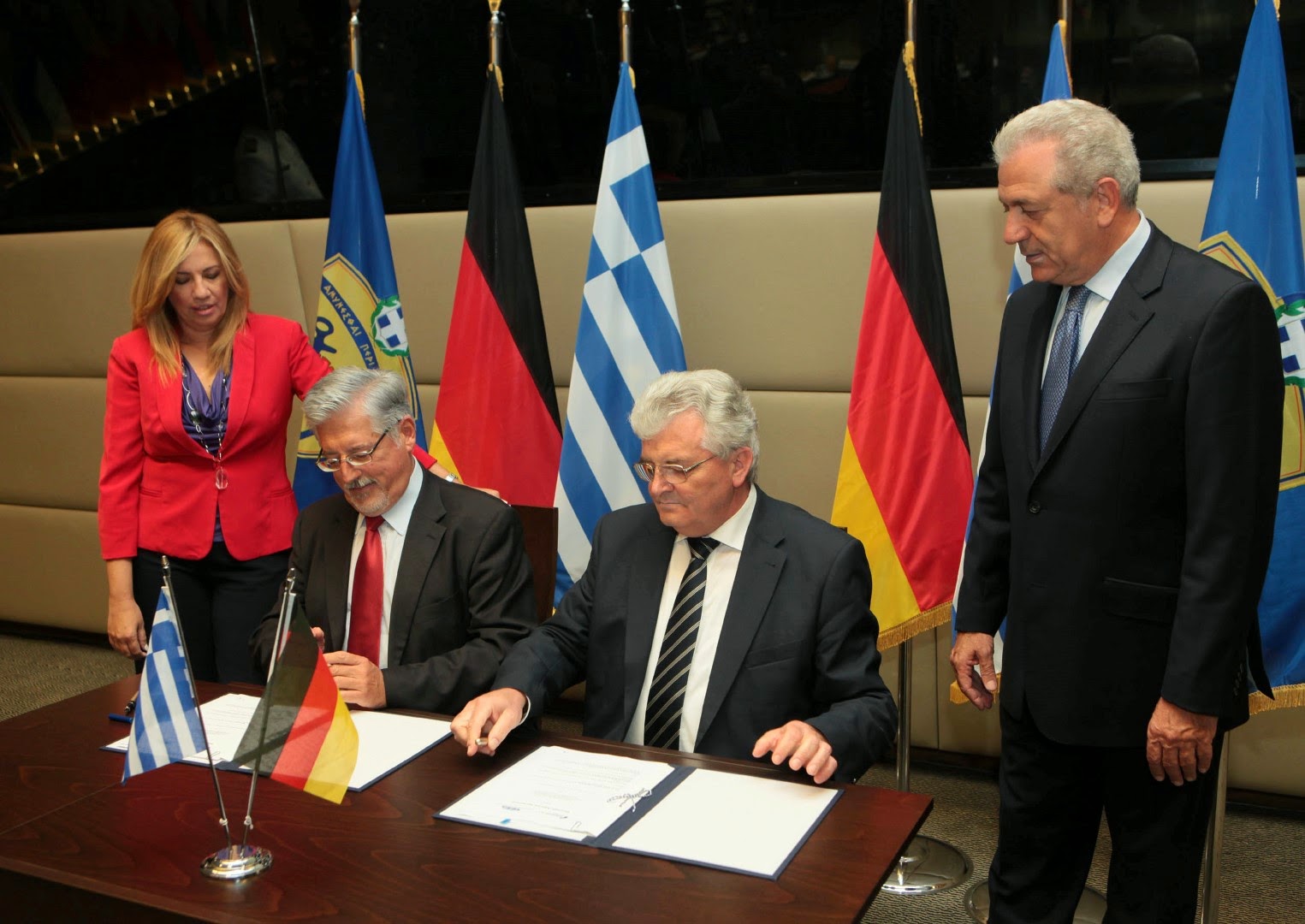 Υπογραφές συμφωνιών στρατηγικής συνεργασίας ΕΑΣ με RHEINMETALL και LOCKHEED MARTIN - Φωτογραφία 3
