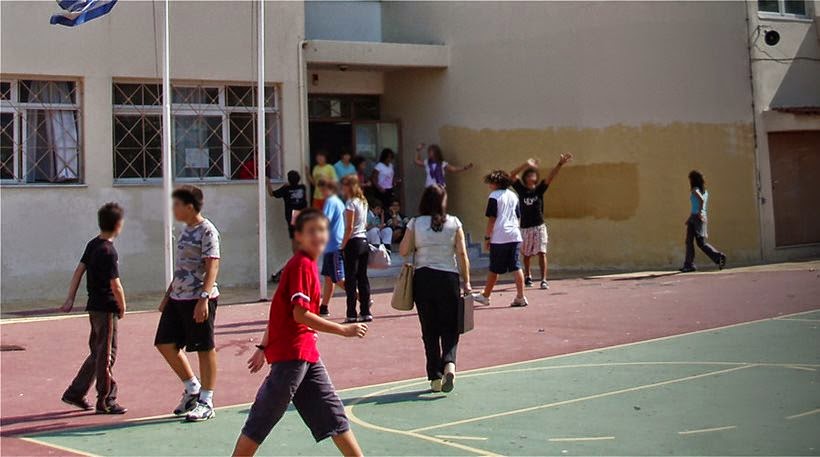Ηράκλειο: Μαθητές λιποθυμούν στα σχολεία από την πείνα - Φωτογραφία 1