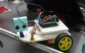 Ένας Ελληνας 13χρονος έφτιαξε ρομπότ-αυτοκίνητο με 50 ευρώ