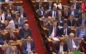 Θερμό επεισόδιο Βενιζέλου-Λαφαζάνη στη Βουλή [video]