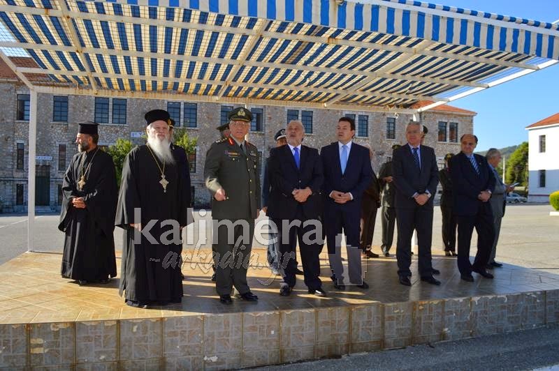 Ορκίστηκαν οι νεοσύλλεκτοι στο 11ο Σύνταγμα Πεζικού στην Τρίπολη (vd)! - Φωτογραφία 7