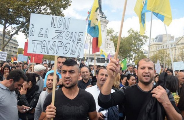 Παρίσι: Συγκλονιστική διαδήλωση υπέρ των Κούρδων - Φωτογραφία 4