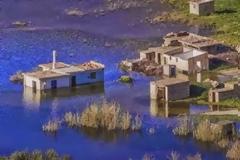 Σφεντύλι… Ένα χωριό βουλιάζει και χάνεται [video + photos]