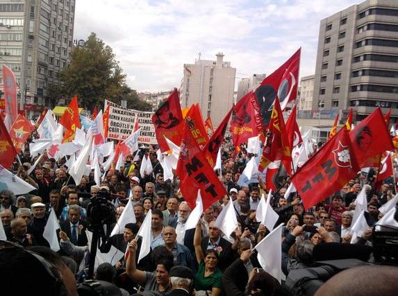 Τουρκία: Κατέβηκαν οι Αλεβίτες στον δρόμο - Φωτογραφία 5