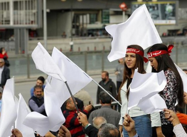 Τουρκία: Κατέβηκαν οι Αλεβίτες στον δρόμο - Φωτογραφία 9