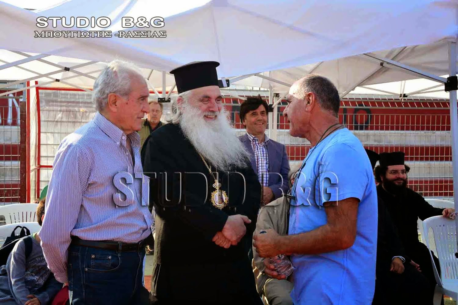 Ναύπλιο: Αποχώρησε κάτω από υβριστικά συνθήματα ο τιμώμενος Γ. Βαρδινογιάννης από τον αγώνα του Πανναυπλιακού με τον Παναθηναϊκό - Φωτογραφία 10