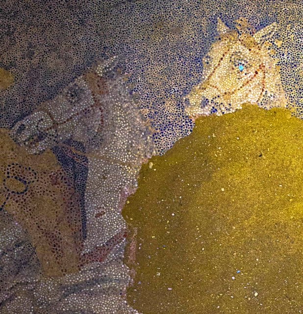 Μαγεία στην Αμφίπολη: Αρμα, θεός Ερμής και ψηφιδωτό με χρώματα - Φωτογραφία 4