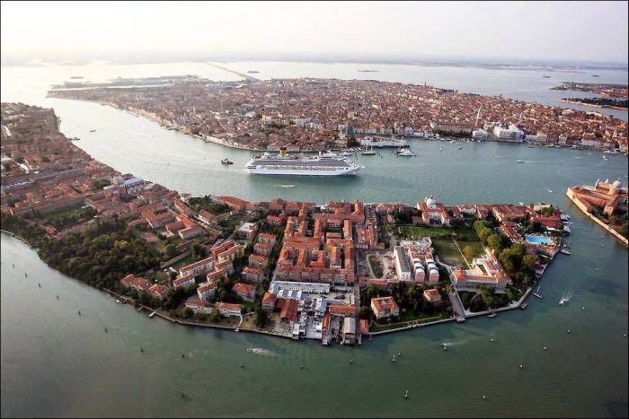 MSC Magnifica: Το κρουαζιερόπλοιο-κολοσσός στην Βενετία! [photos] - Φωτογραφία 5