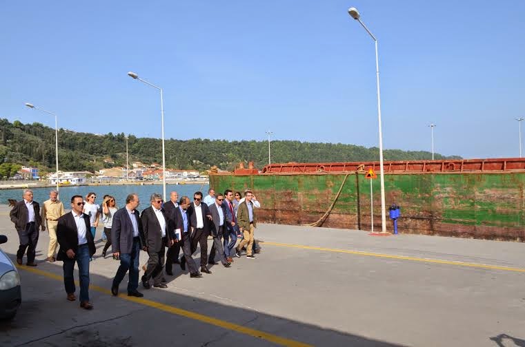 Απ. Κατσιφάρας: «Με τα αναπτυξιακά έργα στο λιμάνι Κατακόλου ενισχύουμε τις υποδομές κρουαζιέρας» - Φωτογραφία 3