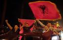 Υποδοχή ηρώων από τους Αλβανούς στην Εθνική τους [video]