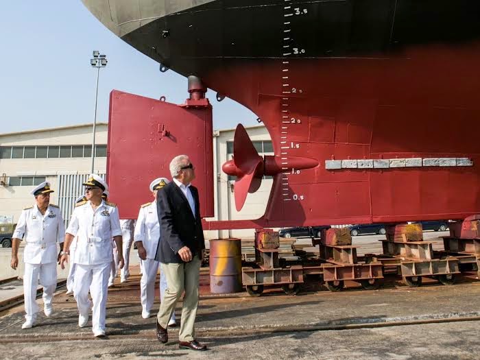 Επίσκεψη ΥΕΘΑ Δημήτρη Αβραμόπουλου στο Αρχηγείο Στόλου και σε Πολεμικά πλοία στο Ναύσταθμο Σαλαμίνος - Φωτογραφία 23