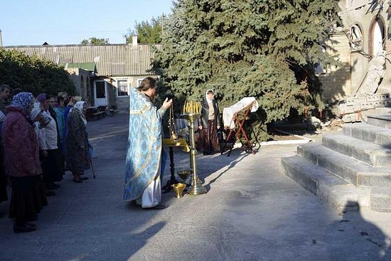 Κάθε Κυριακή θα τελείται λειτουργία στα ερείπια ναού στη νέα Ρωσία - Φωτογραφία 5