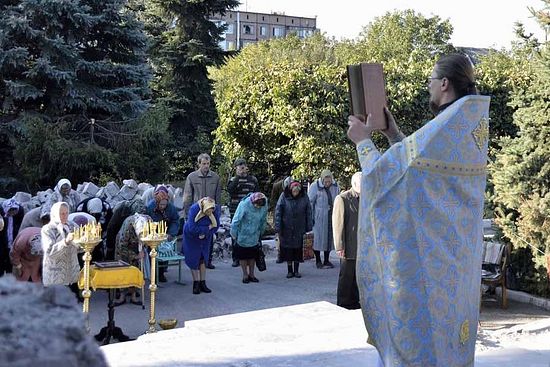 Κάθε Κυριακή θα τελείται λειτουργία στα ερείπια ναού στη νέα Ρωσία - Φωτογραφία 6