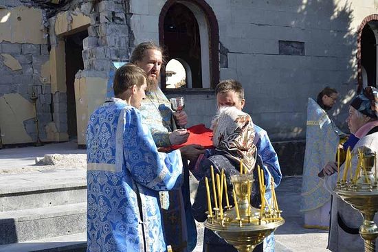 Κάθε Κυριακή θα τελείται λειτουργία στα ερείπια ναού στη νέα Ρωσία - Φωτογραφία 9