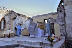 Κάθε Κυριακή θα τελείται λειτουργία στα ερείπια ναού στη νέα Ρωσία