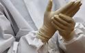 Έμπολα: Μας δίνουν λάθος οδηγίες για το πώς να φοράμε τις στολές, λέει Αμερικανός γιατρός