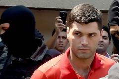 Παγκόσμιο σοκ για τον δολοφόνο με το αγγελικό πρόσωπο: Θέρισε 39 ανθρώπους -Μεταξύ αυτών και ένα 14χρονο κορίτσι