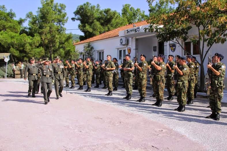 Απονομή Ταξιάρχη Αριστείου Ανδρείας στην Πολεμική Σημαία της 22 ΔΤΕ - Φωτογραφία 3