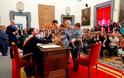 Ο δήμαρχος της Ρώμης αναγνώρισε τους γάμους 16 ομοφυλόφιλων ζευγαριών