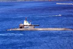 To Υποβρύχιο κατέπλευσε στη βάση της Σούδας...Εντυπωσιακές εικόνες! [photos]