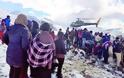 ΘΡΗΝΟΣ στο Νεπάλ: Τους 40 έφθασαν οι νεκροί της χιονοθύελλας...