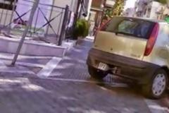 Πάρκαρε πάνω στον ποδηλατόδρομο και πήρε κλήση απο την τροχάια Τρικάλων