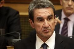 ΑΝΤΙΠΑΡΑΘΕΣΗ ΚΥΒΕΡΝΗΣΗΣ ΚΑΙ Ν.Δ. ΜΕ ΣΥΡΙΖΑ ΓΙΑ ΤΟ ΠΑΝΕΠΙΣΤΗΜΙΟ ΑΘΗΝΩΝ