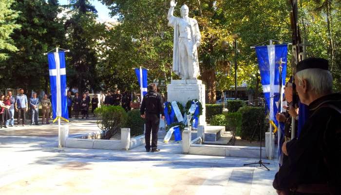 Η Τ.Ο. Σερρών τίμησε τους Ήρωες του Μακεδονικού αγώνα – απούσα η επίσημη πολιτεία - Φωτογραφία 1