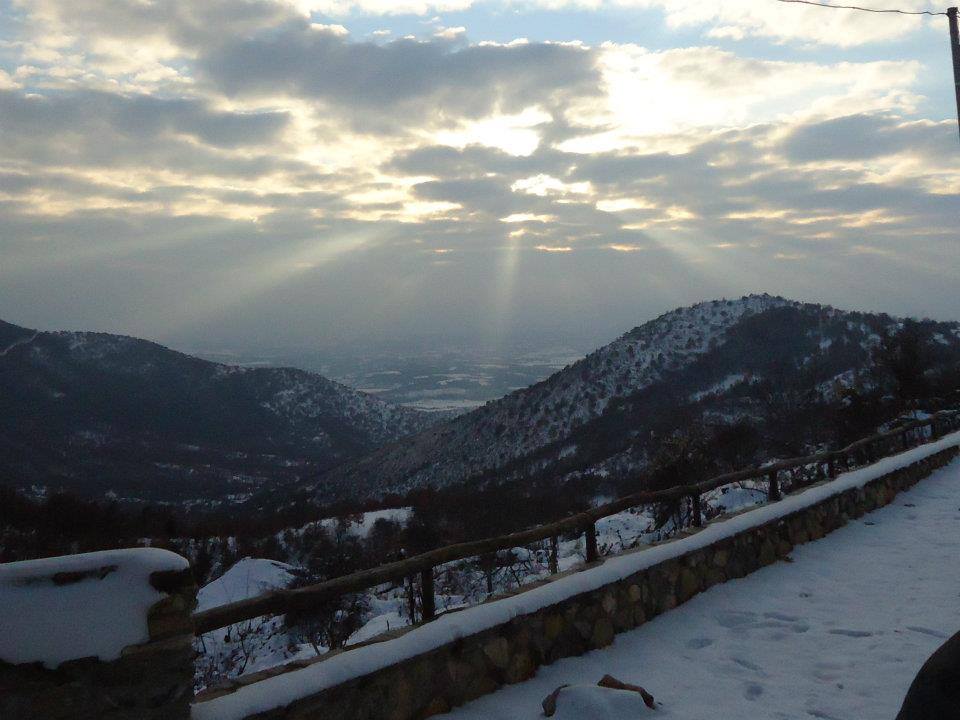 6 υπέροχες φωτογραφίες με χιόνι στο Κωσταράζι - Φωτογραφία 8