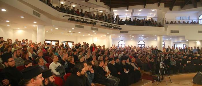 5449 - Πλήθος πιστών στην ομιλία του Αγιορείτου π. Αθανασίου Σιμωνοπετρίτου στην Λαμία - Φωτογραφία 3
