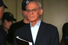 Ο Άκης Τσοχατζόπουλος με χειροπέδες στο Εφετείο...[photos]