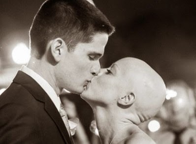 Η καρκινοπαθής νύφη που συγκινεί... Συγκλονιστικές εικόνες! [photos] - Φωτογραφία 1