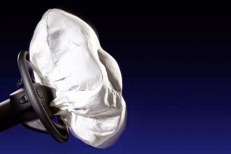 ΣΟΚ: Πασίγνωστη εταιρεία ανακαλεί 850.000 μοντέλα λόγω προβλημάτων στους αερόσακους - Φωτογραφία 1