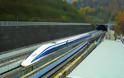 Αυτό είναι το πιο γρήγορο τρένο στον κόσμο - Δεν φαντάζεστε τι ταχύτητα πιάνει [photos]