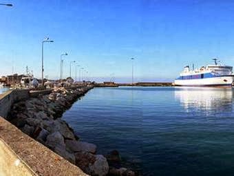 Επίθεση 31χρονου με σφυρί σε οδηγό στο λιμάνι της Κυλλήνης! - Φωτογραφία 1