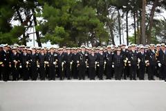 Επίδοση Ξιφών σε Αξιωματικούς Ειδικοτήτων του ΠΝ