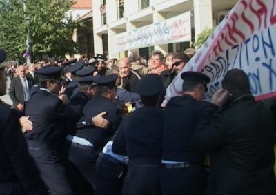 Πάτρα: Ελαστικότερα μέτρα αστυνόμευσης στην παρέλαση για την 28η Οκτωβρίου - Τι θα γίνει με τους φράχτες - Φωτογραφία 1