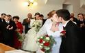 Χαράτσι έως και 1000% πάνω από το προβλεπόμενο  βάζουν οι δήμαρχοι στον πολιτικό γάμο