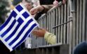 Θεσσαλονίκη: Αγανάκτηση για τα κάγκελα, με το... κιάλι η μαθητική παρέλαση