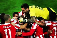 ΑΠΙΣΤΕΥΤΗ ΠΟΡΩΣΗ ΑΠΟ ΡΟΜΠΕΡΤΟ!!! ΠΡΩΤΗ ΦΟΡΑ ΤΕΤΟΙΟ ΠΑΝΗΓΥΡΙΣΜΟ... (PHOTOS)