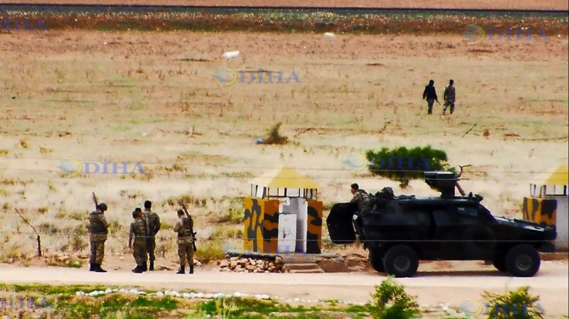 Τούρκοι στρατιώτες στα... συροτουρκικά σύνορα [video] - Φωτογραφία 1