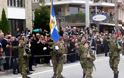 Φωτό και βίντεο από τη στρατιωτική παρέλαση στην Καστοριά - Φωτογραφία 5