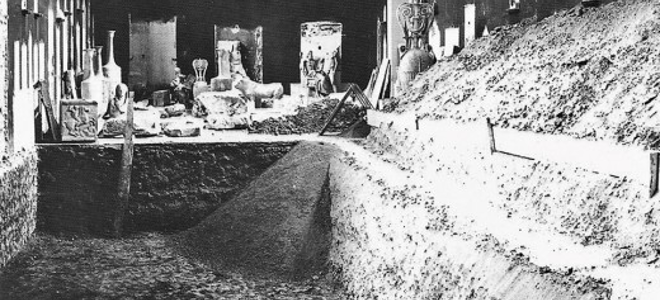 Όταν οι Έλληνες έθαβαν τα αρχαία στο χώμα για να μην τα αρπάξουν οι Γερμανοί κατακτητές [photos] - Φωτογραφία 1