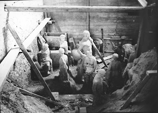 Όταν οι Έλληνες έθαβαν τα αρχαία στο χώμα για να μην τα αρπάξουν οι Γερμανοί κατακτητές [photos] - Φωτογραφία 4
