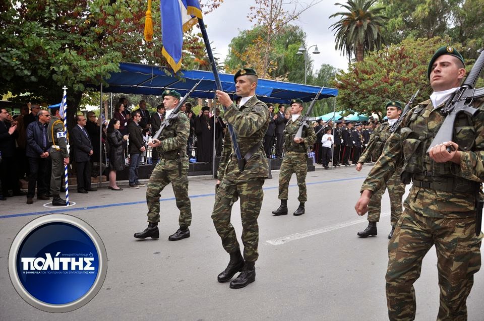 Φωτό και βίντεο από τη στρατιωτική παρέλαση στη Χίο - Φωτογραφία 11