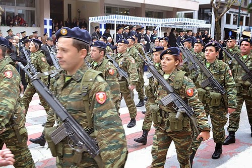 Φωτό από τη στρατιωτική παρέλαση στην Αλεξανδρούπολη - Φωτογραφία 8