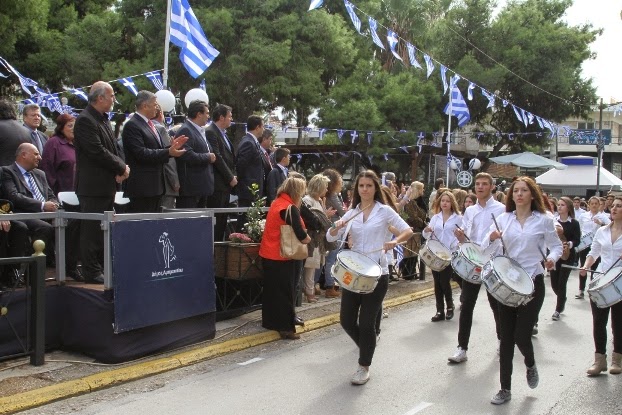 Μήνυμα στήριξης του δημοκρατικού φρονήματος των πολιτών για μία νέα εθνική προσπάθεια προοπτικής για τη χώρα, έστειλε ο Δήμαρχος Αμαρουσίου Γ. Πατούλης, ανήμερα της Εθνικής Επετείου του «Όχι» - Φωτογραφία 10