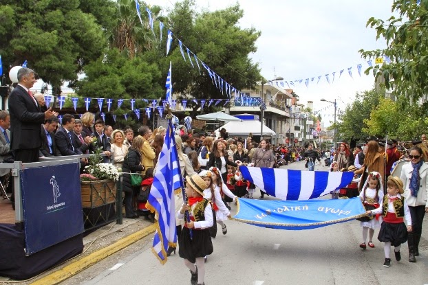 Μήνυμα στήριξης του δημοκρατικού φρονήματος των πολιτών για μία νέα εθνική προσπάθεια προοπτικής για τη χώρα, έστειλε ο Δήμαρχος Αμαρουσίου Γ. Πατούλης, ανήμερα της Εθνικής Επετείου του «Όχι» - Φωτογραφία 4