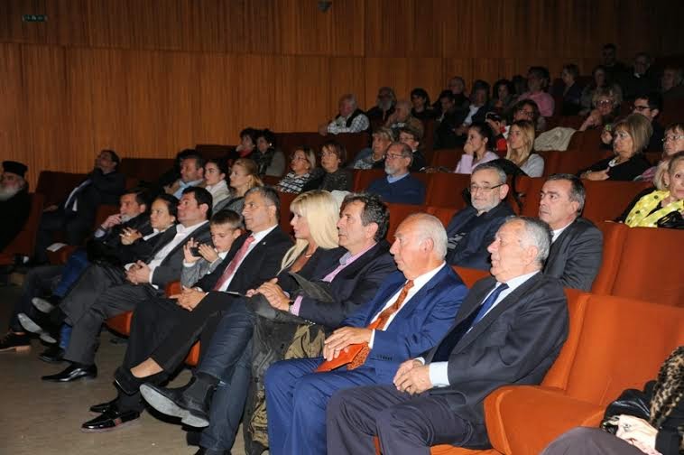 Στην επετειακή εκδήλωση «Η προσφορά των Ηπειρωτών στο έπος του '40» παραβρέθηκε ο Δήμαρχος Αμαρουσίου και Πρόεδρος της Κ.Ε.Δ.Ε Γ. Πατούλης - Φωτογραφία 1