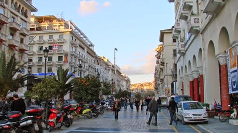 Θεσσαλονίκη: Έλεγχος σε κατάστημα υγειονομικού ενδιαφέροντος και... χειροπέδες - Φωτογραφία 1